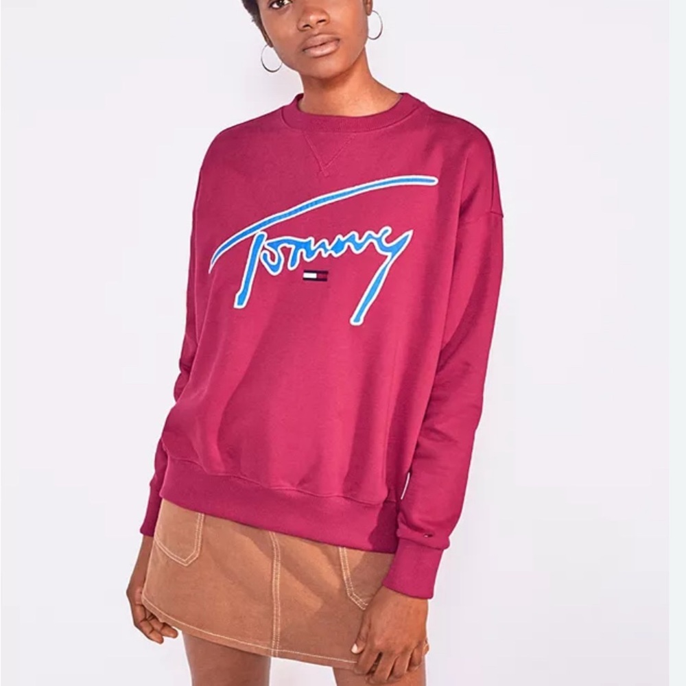 Tommy Hilfiger Women's Bold fuchsia, with Blue Tommy Crew Neck Sweater